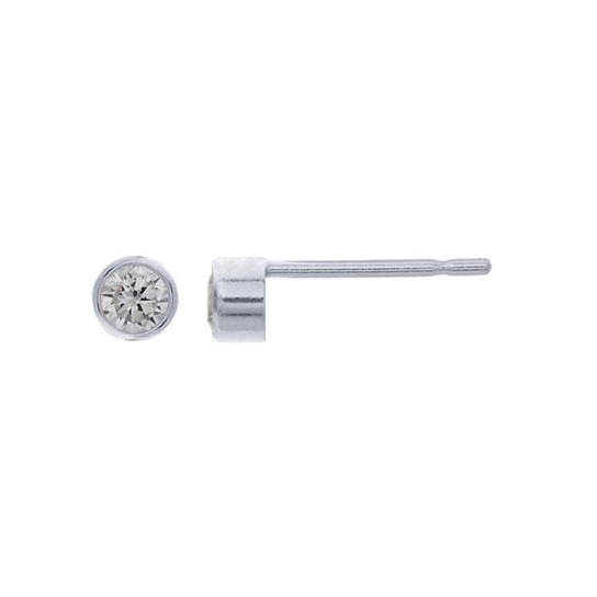 stud earrings / bezel cz