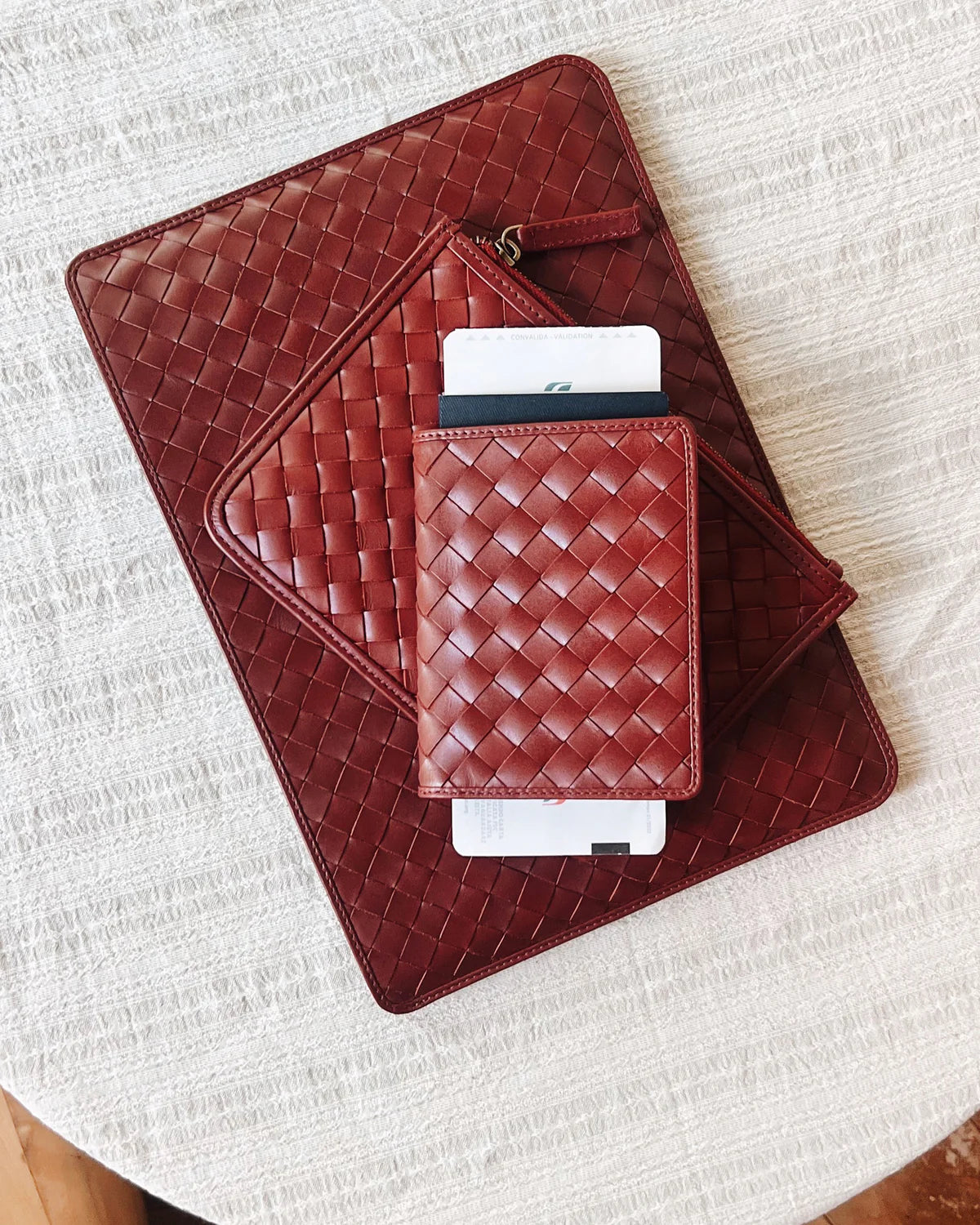 bembien / este passport holder - rouge