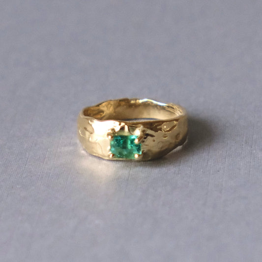 calypso ring - emerald