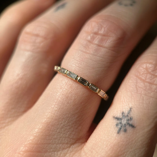 baguette half-eternity ring band - grown diamond