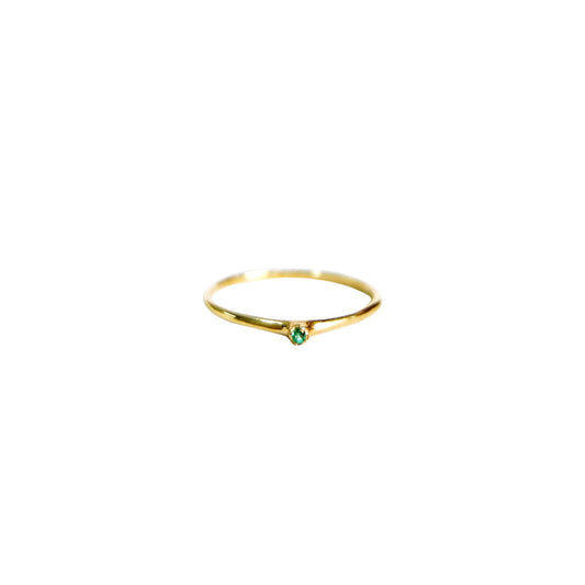 petite stone ring - emerald