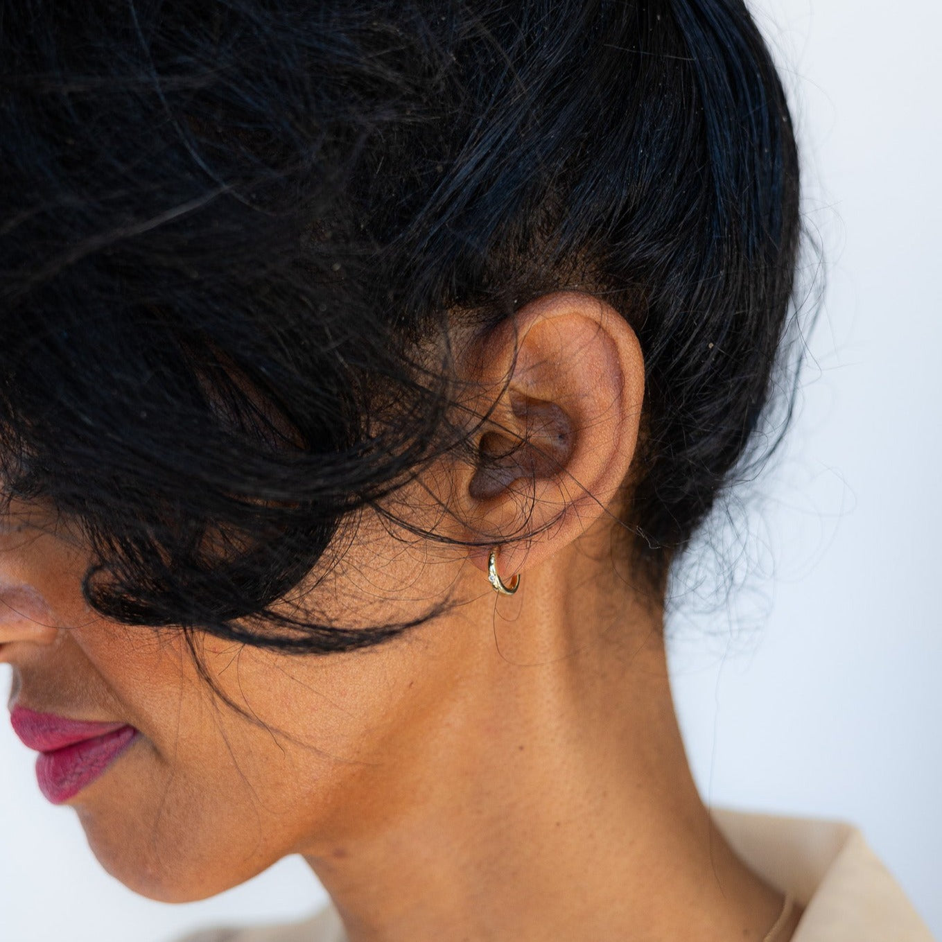 tapered stone post hoop earrings - natural diamond