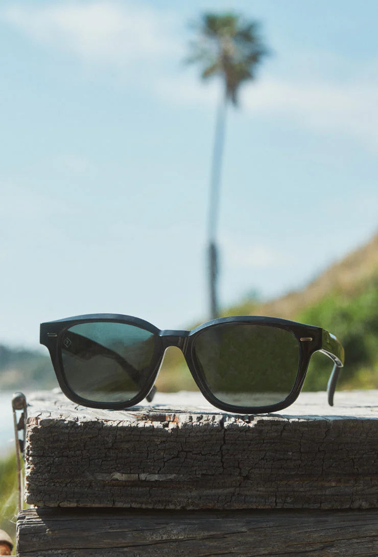 RAEN / carby - recycled black - polarized