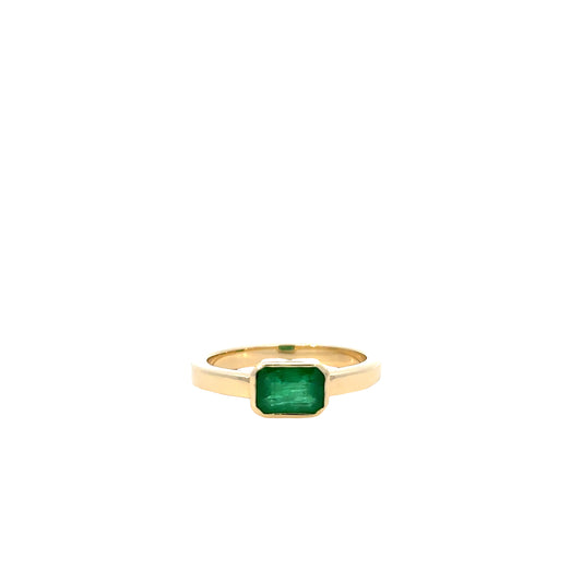 thea ring - natural emerald