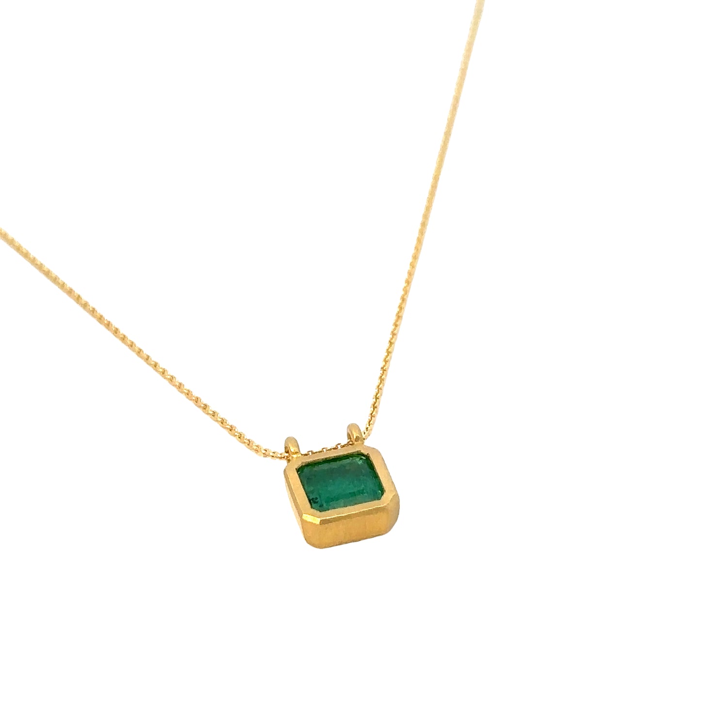 emerald pendant necklace