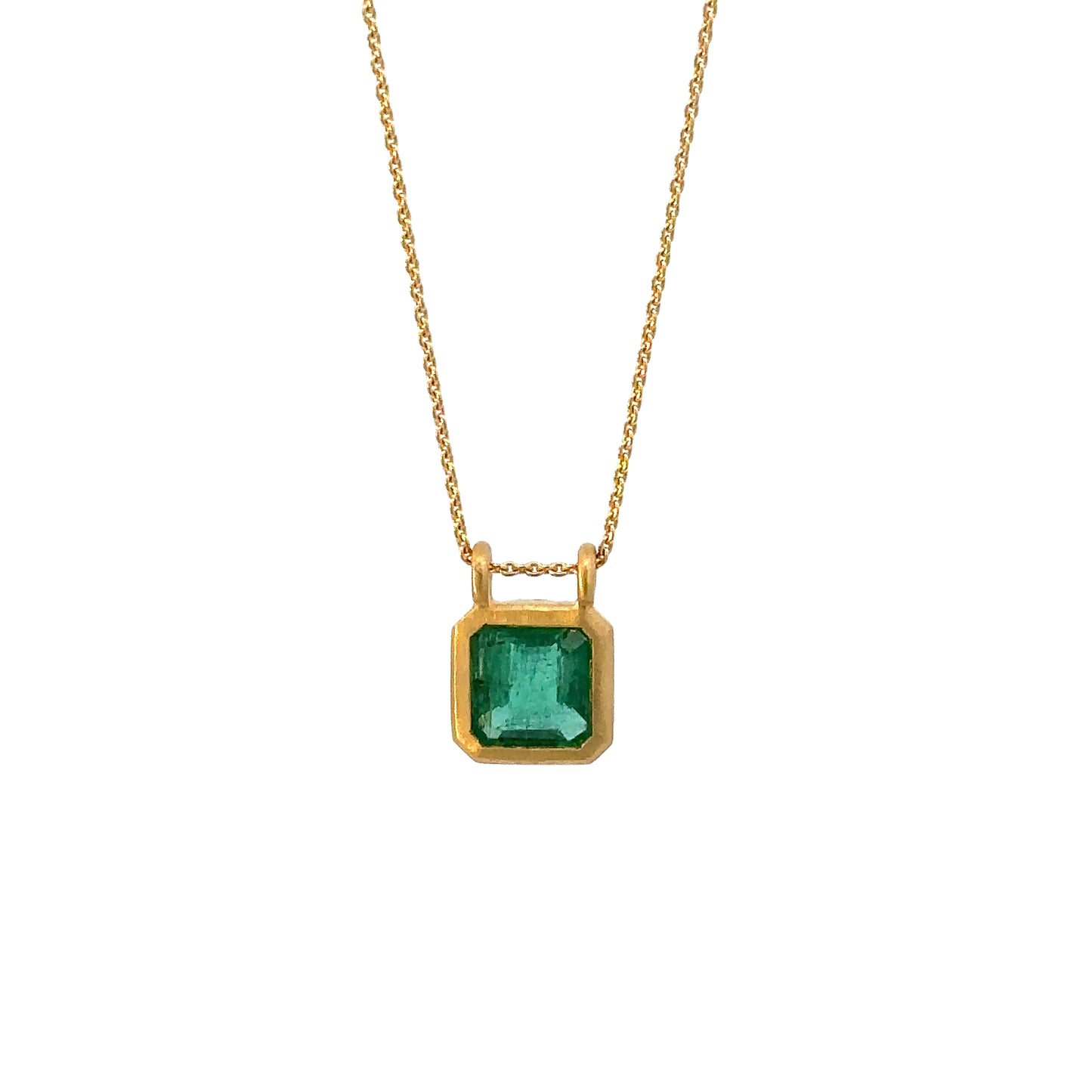 emerald pendant necklace