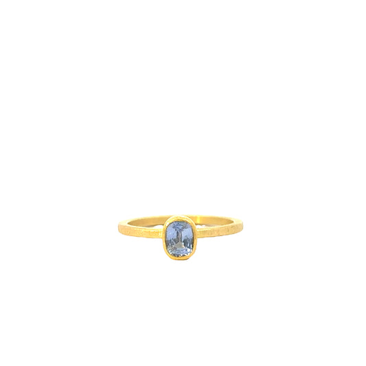 faceted rounded rectangle light blue sapphire ring