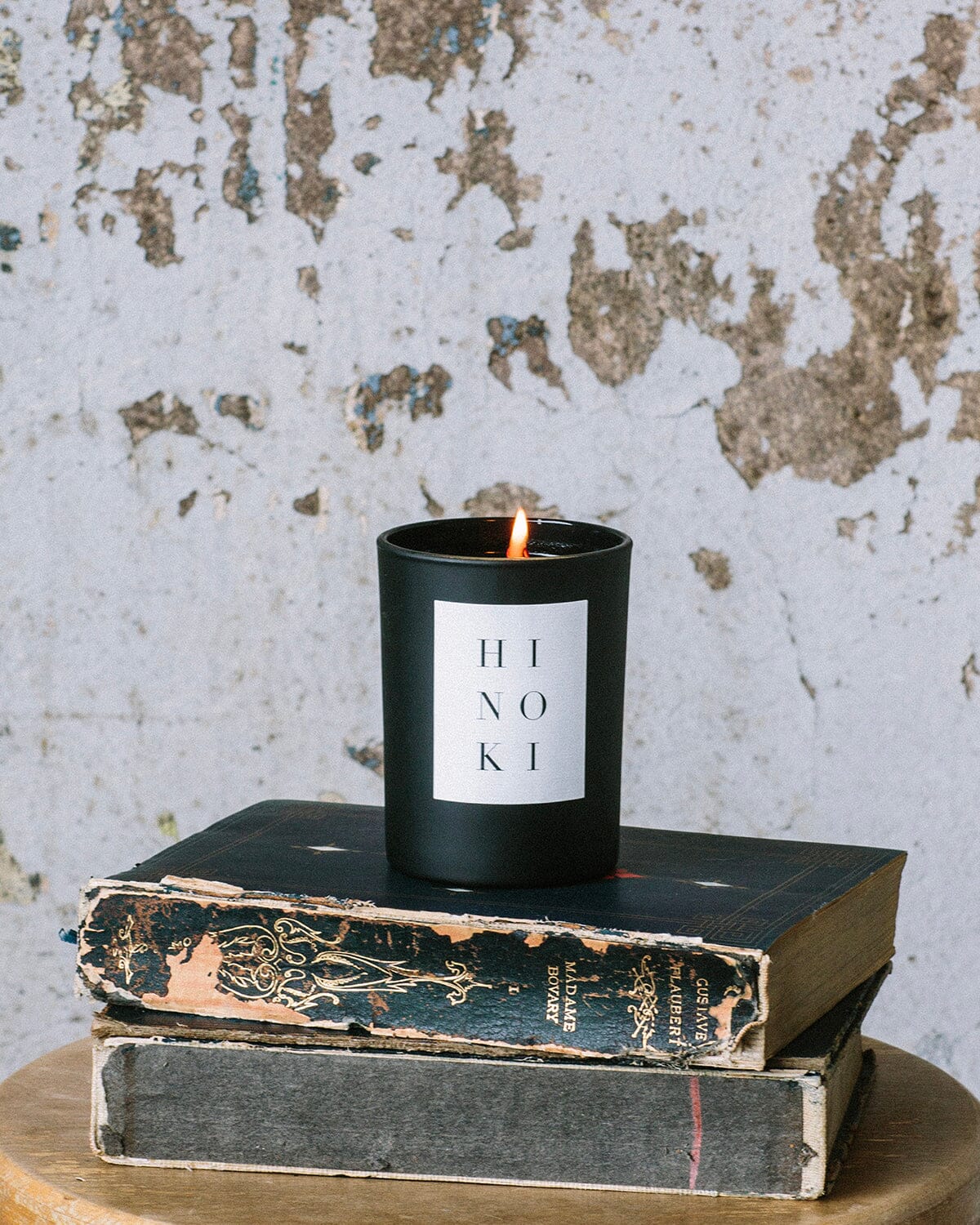 brooklyn candle studio / noir candle - hinoki