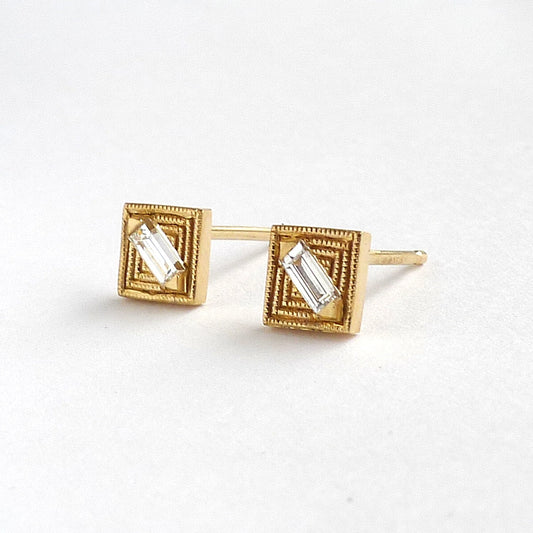 itero stud earrings - natural diamond