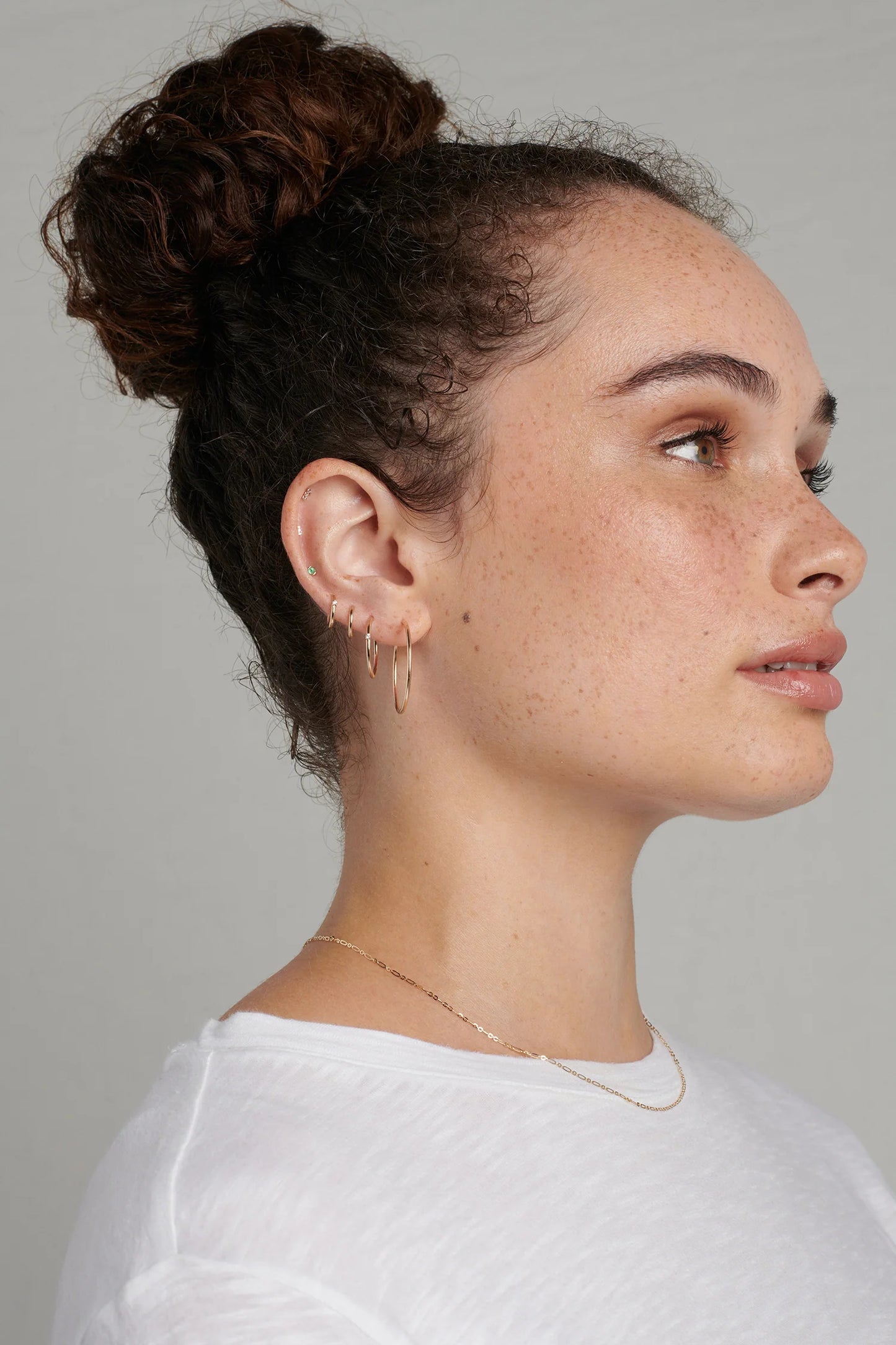 métier / round clicker hoop earring - single