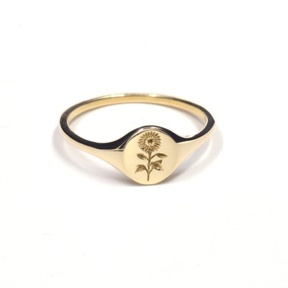 gold mini signet ring - sunflower