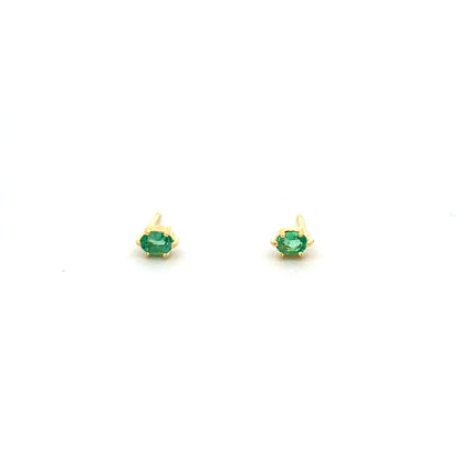 oval claw-set stud earrings - emerald