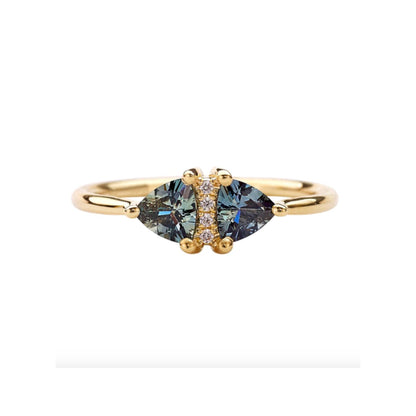 vintage style diamond ring w/ teal sapphire trillions