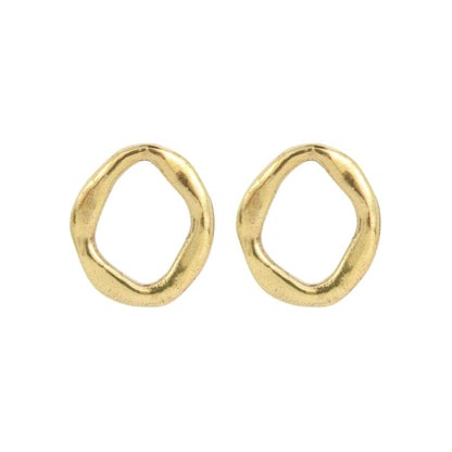 maji stud earrings